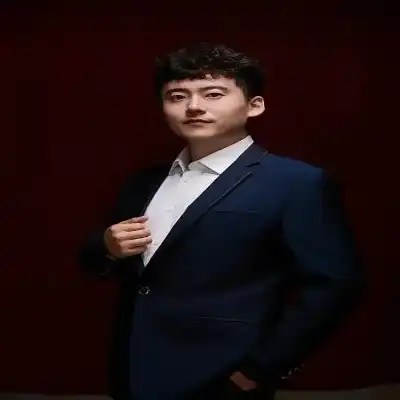 赖野蔚